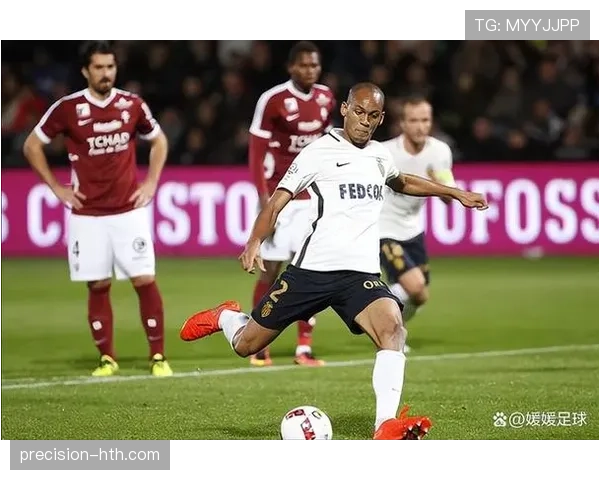 雷恩球员近期表现稳健,整体状态持续提升 雷恩球员近期表现稳健,整体状态持续提升