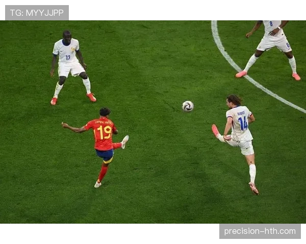 亚马尔 vs 马拉多纳：少年天才崛起轨迹与时代差异分析